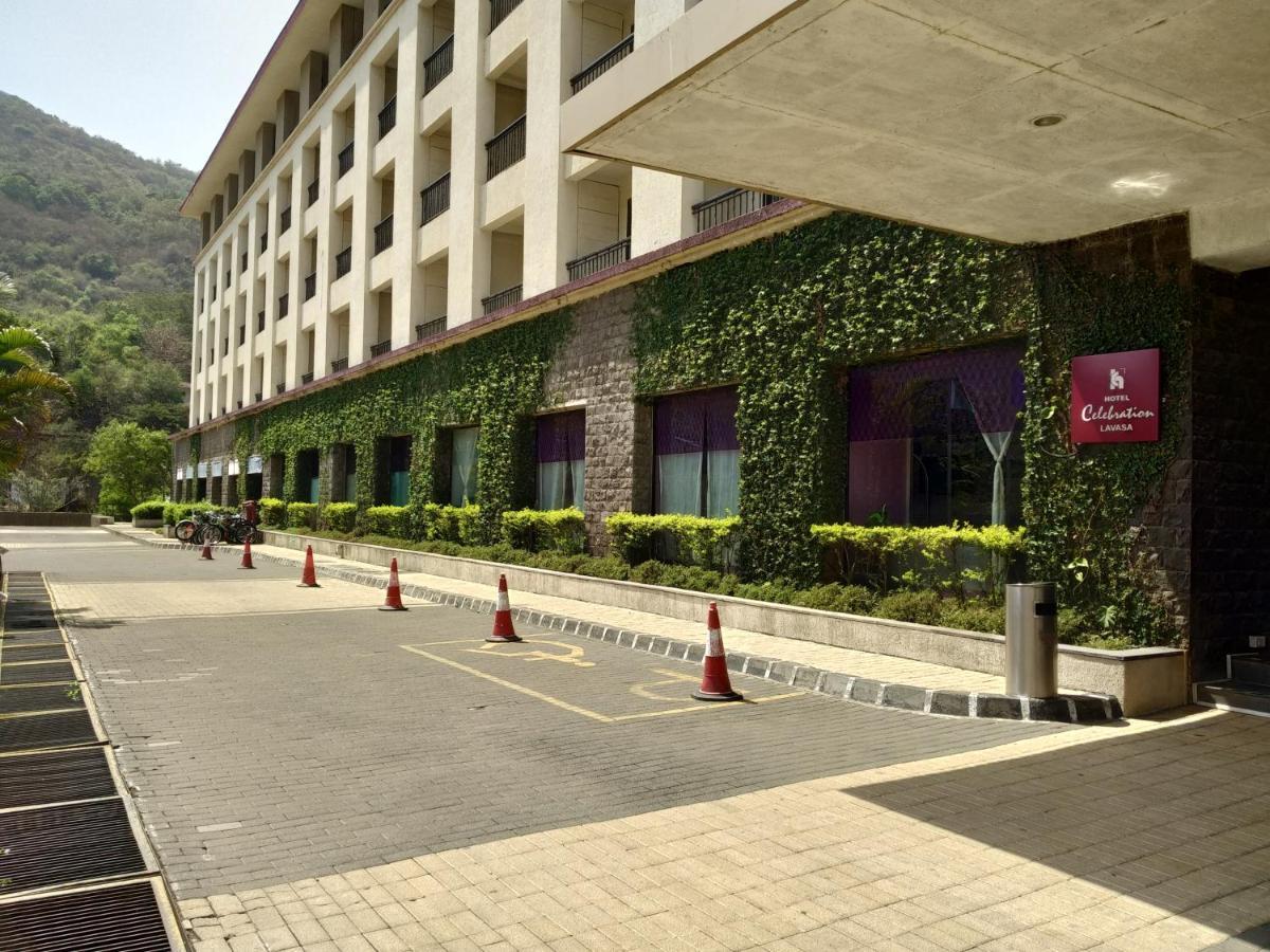 Celebration Lavasa Hotel Exterior foto